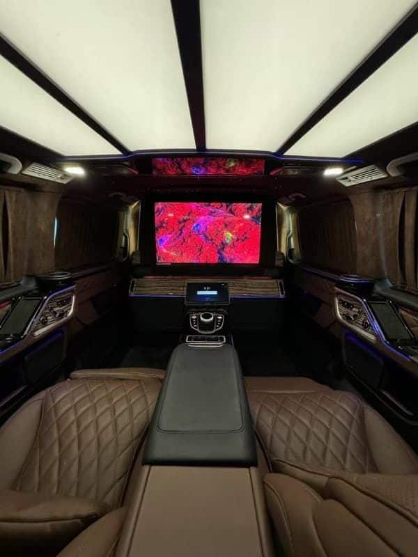 Marquee Chauffeur Mercedes Benz Maybach TV Entertainment