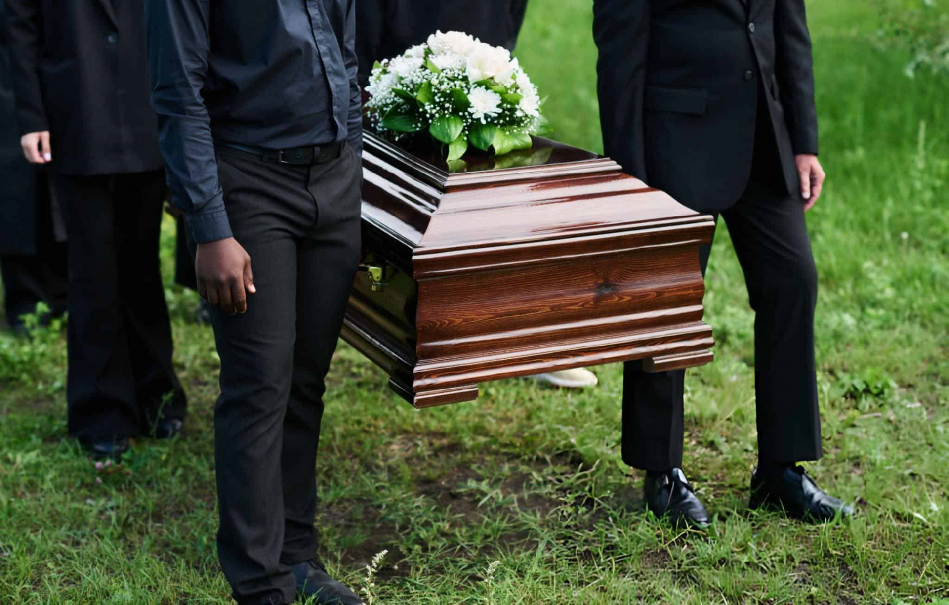 Funeral-Chauffeured-Limos-in-Portland,-Oregon-Compassionate-Funeral-Transportation-Service