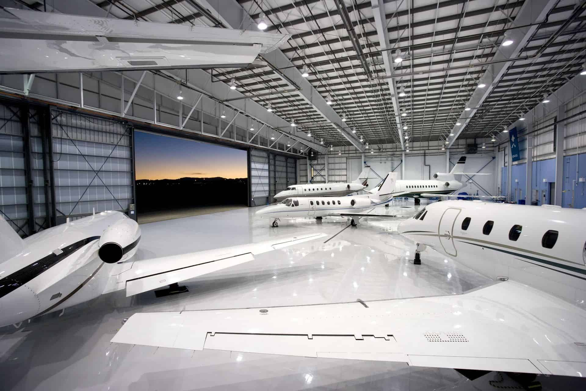 Atlantic-Aviation UAO – Premium Chauffeur-Driven Limousine Service